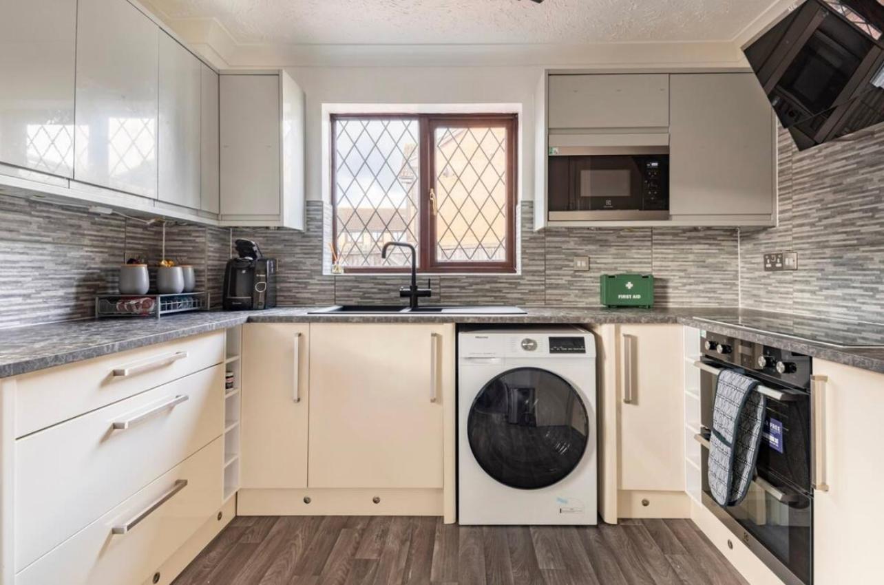House On Cul De Sac Apartman Lakenheath Kültér fotó