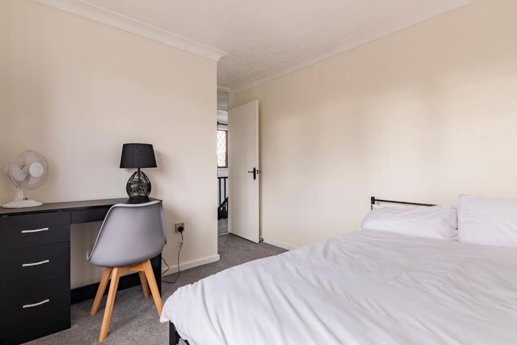 House On Cul De Sac Apartman Lakenheath Kültér fotó