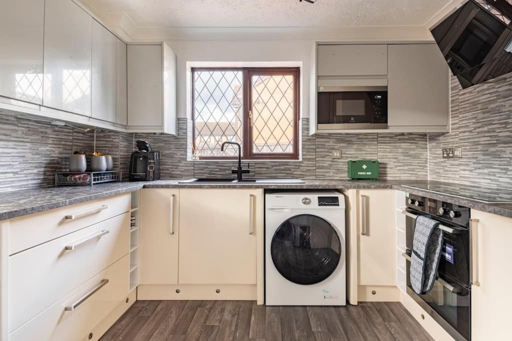 House On Cul De Sac Apartman Lakenheath Kültér fotó